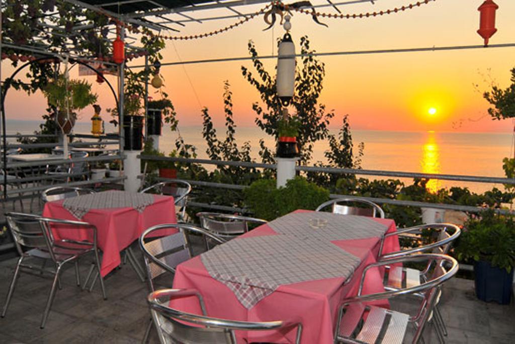 Sunset Skala Marion